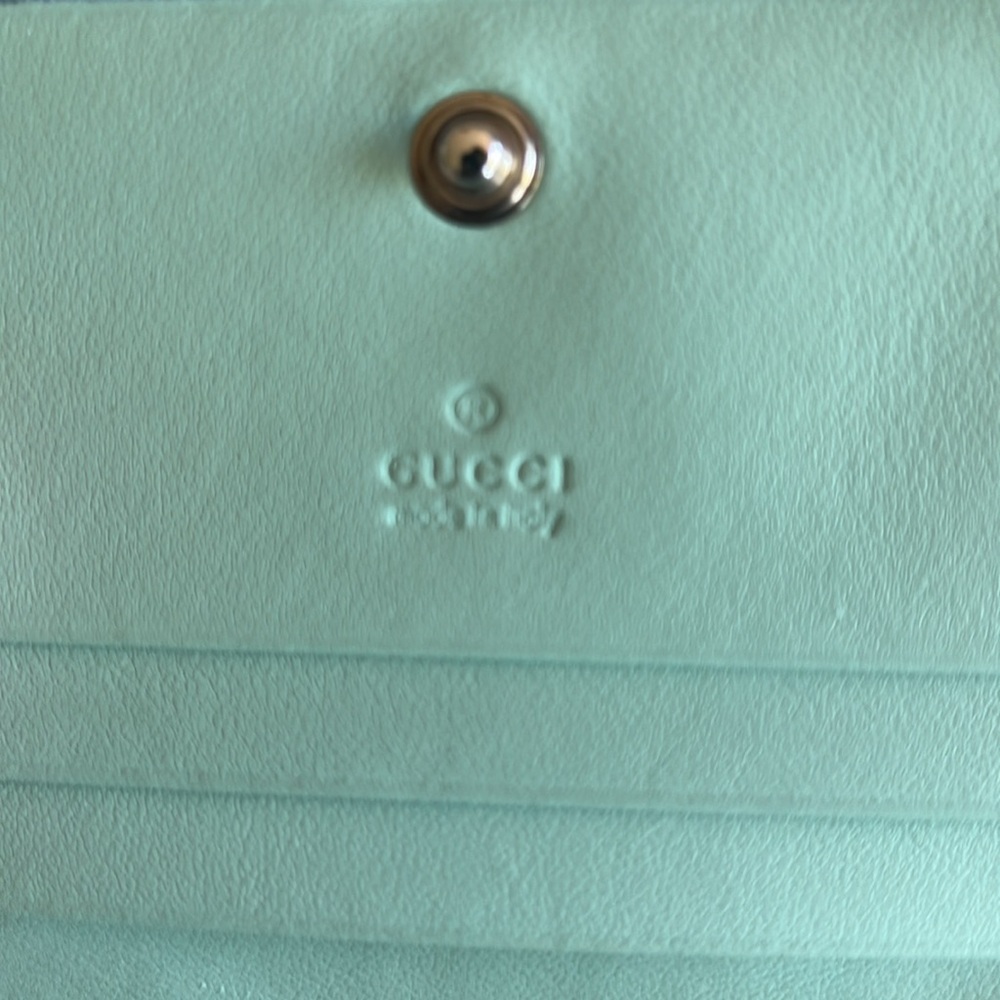 GUCCI GG MARMONT RAINBOW CHAIN WALLET - Picture 6 of 15
